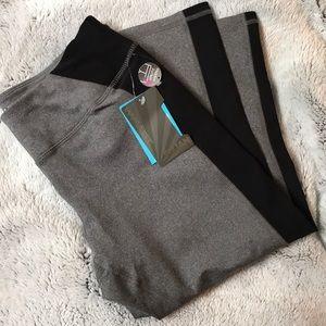 Grey/black workout leggings